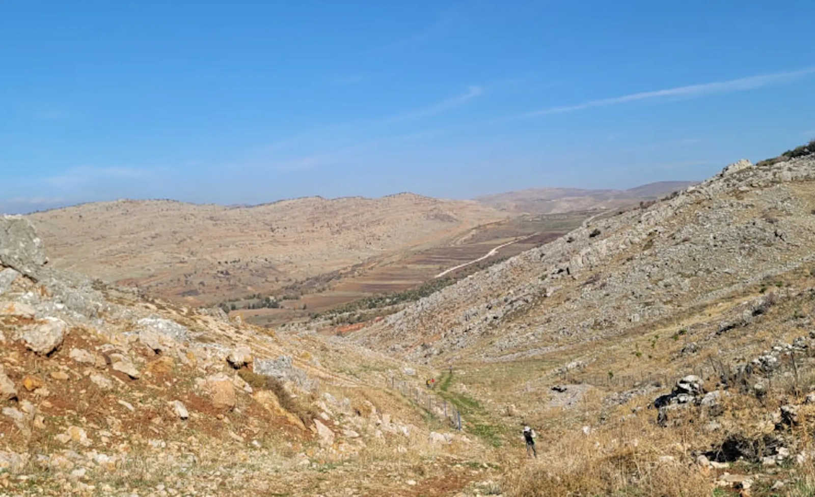 Boukaat Loubnan Trail: Mount Hermon Tour Trail - Mdoukha Dahr El Ahmar