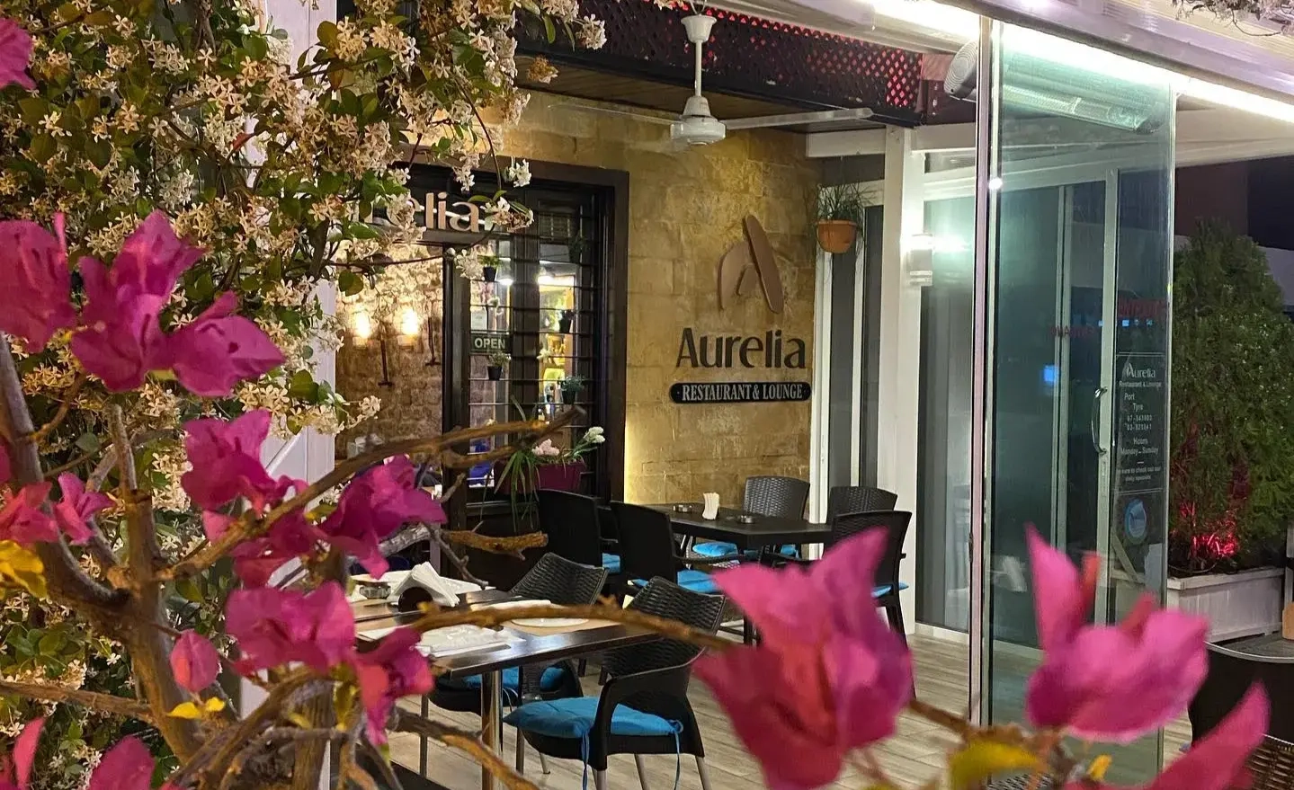 Aurelia Restaurant & Lounge